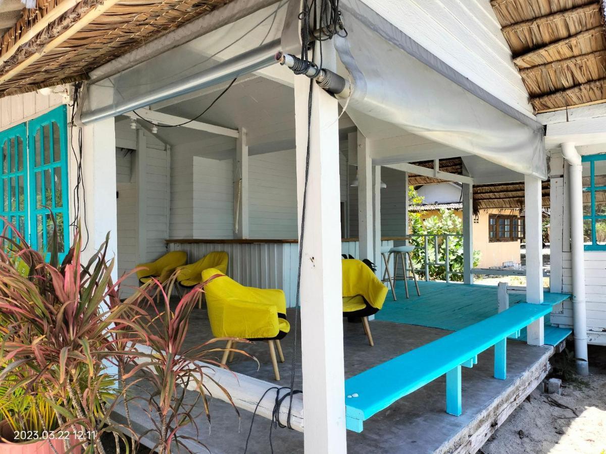 Sand Terrace Beach Bungalows Bantaj Kültér fotó