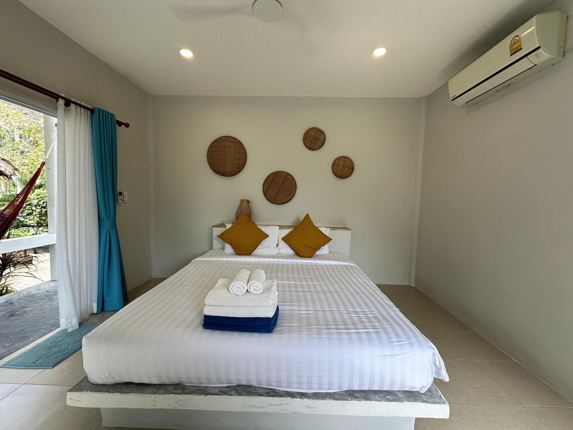Sand Terrace Beach Bungalows Bantaj Szoba fotó
