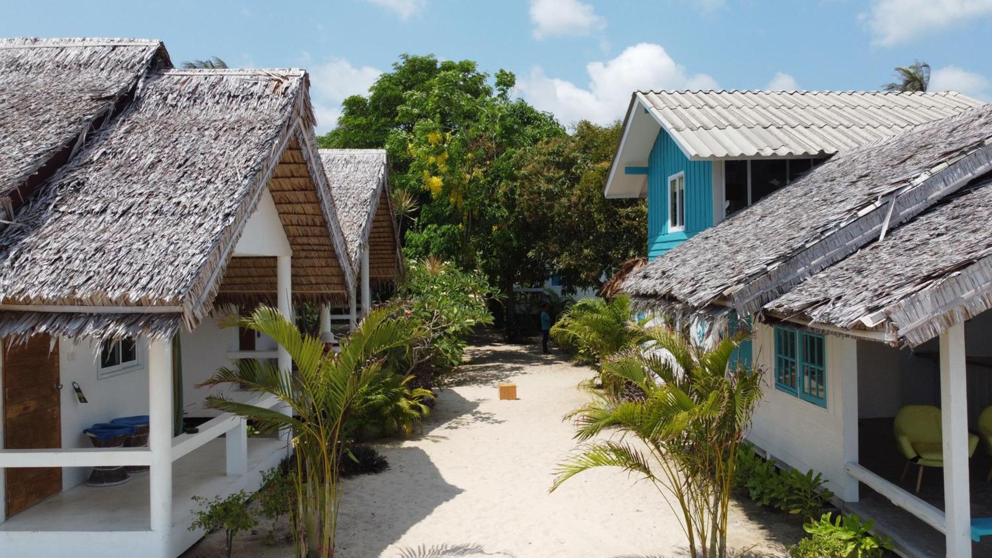 Sand Terrace Beach Bungalows Bantaj Kültér fotó